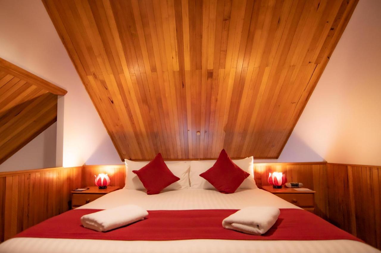 Lake St Clair Lodge * Lake St Clair